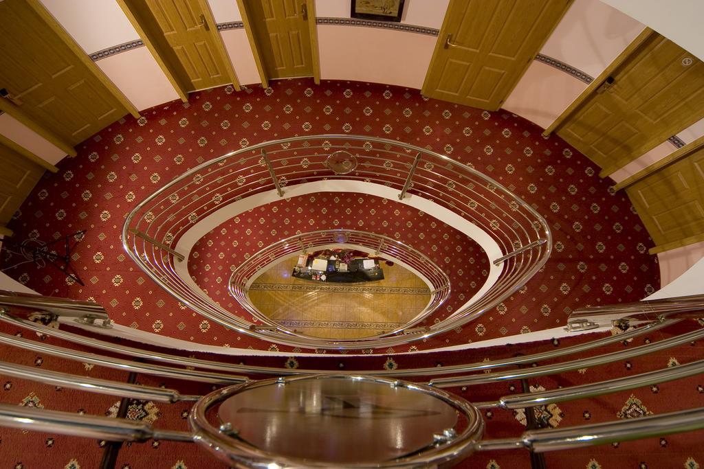 Hotel Alexander'S Nitra Extérieur photo